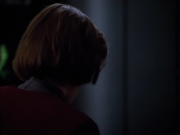 extant_StarTrek_Voyager_4x26-HopeAndFear_02150.jpg