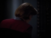 extant_StarTrek_Voyager_4x26-HopeAndFear_02153.jpg