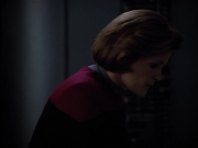 extant_StarTrek_Voyager_4x26-HopeAndFear_02154.jpg
