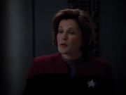 extant_StarTrek_Voyager_4x26-HopeAndFear_02157.jpg