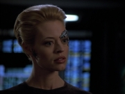 extant_StarTrek_Voyager_4x26-HopeAndFear_02185.jpg
