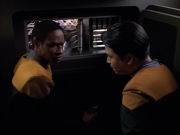 Filename=extant_StarTrek_Voyager_4x26-HopeAndFear_02359.jpg
Filesize=109KiB
Dimensions=1200x900
Date added=Oct 04, 2019 extant_StarTrek_Voyager_4x26-HopeAndFear_02359.jpg