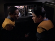 Filename=extant_StarTrek_Voyager_4x26-HopeAndFear_02362.jpg
Filesize=112KiB
Dimensions=1200x900
Date added=Oct 04, 2019 extant_StarTrek_Voyager_4x26-HopeAndFear_02362.jpg