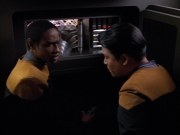 Filename=extant_StarTrek_Voyager_4x26-HopeAndFear_02364.jpg
Filesize=109KiB
Dimensions=1200x900
Date added=Oct 04, 2019 extant_StarTrek_Voyager_4x26-HopeAndFear_02364.jpg