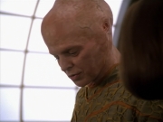 extant_StarTrek_Voyager_4x26-HopeAndFear_02426.jpg