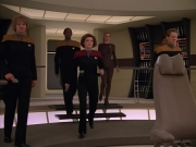 extant_StarTrek_Voyager_4x26-HopeAndFear_02463.jpg