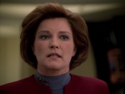 extant_StarTrek_Voyager_4x26-HopeAndFear_02501.jpg