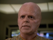 extant_StarTrek_Voyager_4x26-HopeAndFear_02512.jpg