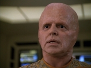 extant_StarTrek_Voyager_4x26-HopeAndFear_02514.jpg
