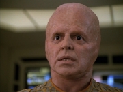 extant_StarTrek_Voyager_4x26-HopeAndFear_02519.jpg