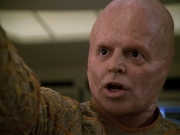 extant_StarTrek_Voyager_4x26-HopeAndFear_02526.jpg