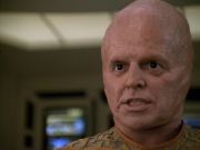 extant_StarTrek_Voyager_4x26-HopeAndFear_02535.jpg