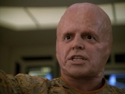extant_StarTrek_Voyager_4x26-HopeAndFear_02538.jpg