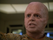 extant_StarTrek_Voyager_4x26-HopeAndFear_02543.jpg