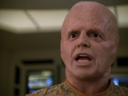 extant_StarTrek_Voyager_4x26-HopeAndFear_02544.jpg