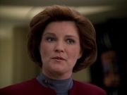 extant_StarTrek_Voyager_4x26-HopeAndFear_02557.jpg