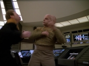 Filename=extant_StarTrek_Voyager_4x26-HopeAndFear_02572.jpg
Filesize=157KiB
Dimensions=1200x900
Date added=Oct 04, 2019 extant_StarTrek_Voyager_4x26-HopeAndFear_02572.jpg