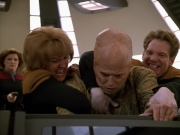 Filename=extant_StarTrek_Voyager_4x26-HopeAndFear_02583.jpg
Filesize=158KiB
Dimensions=1200x900
Date added=Oct 04, 2019 extant_StarTrek_Voyager_4x26-HopeAndFear_02583.jpg