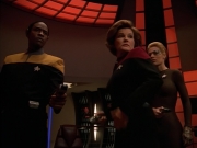 extant_StarTrek_Voyager_4x26-HopeAndFear_02603.jpg