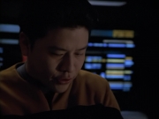 extant_StarTrek_Voyager_4x26-HopeAndFear_02610.jpg