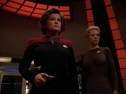 extant_StarTrek_Voyager_4x26-HopeAndFear_02630.jpg