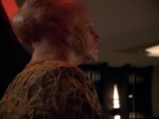 extant_StarTrek_Voyager_4x26-HopeAndFear_02647.jpg