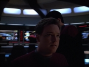 extant_StarTrek_Voyager_4x26-HopeAndFear_02662.jpg