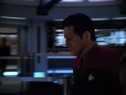 extant_StarTrek_Voyager_4x26-HopeAndFear_02664.jpg