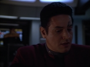 extant_StarTrek_Voyager_4x26-HopeAndFear_02680.jpg
