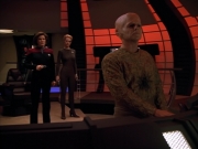 extant_StarTrek_Voyager_4x26-HopeAndFear_02704.jpg