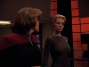 extant_StarTrek_Voyager_4x26-HopeAndFear_02727.jpg