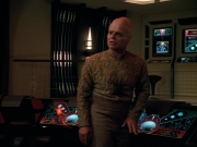 extant_StarTrek_Voyager_4x26-HopeAndFear_02740.jpg