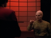 extant_StarTrek_Voyager_4x26-HopeAndFear_02752.jpg