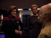 extant_StarTrek_Voyager_4x26-HopeAndFear_02763.jpg