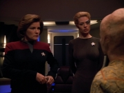 extant_StarTrek_Voyager_4x26-HopeAndFear_02764.jpg