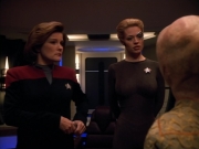 extant_StarTrek_Voyager_4x26-HopeAndFear_02766.jpg