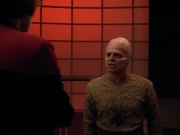 extant_StarTrek_Voyager_4x26-HopeAndFear_02772.jpg