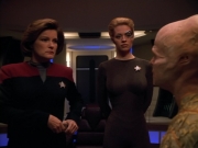 extant_StarTrek_Voyager_4x26-HopeAndFear_02828.jpg