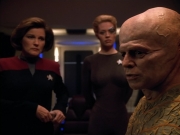 extant_StarTrek_Voyager_4x26-HopeAndFear_02834.jpg
