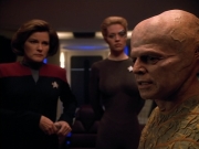 extant_StarTrek_Voyager_4x26-HopeAndFear_02837.jpg