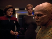 extant_StarTrek_Voyager_4x26-HopeAndFear_02838.jpg