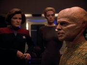 extant_StarTrek_Voyager_4x26-HopeAndFear_02846.jpg