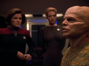 extant_StarTrek_Voyager_4x26-HopeAndFear_02851.jpg