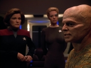 extant_StarTrek_Voyager_4x26-HopeAndFear_02865.jpg