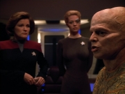 extant_StarTrek_Voyager_4x26-HopeAndFear_02868.jpg