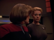 extant_StarTrek_Voyager_4x26-HopeAndFear_02951.jpg