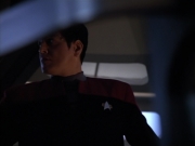 extant_StarTrek_Voyager_4x26-HopeAndFear_03043.jpg