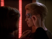 extant_StarTrek_Voyager_4x26-HopeAndFear_03286.jpg