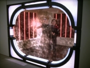 extant_StarTrek_Voyager_4x26-HopeAndFear_03329.jpg