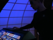 extant_StarTrek_Voyager_4x26-HopeAndFear_03374.jpg